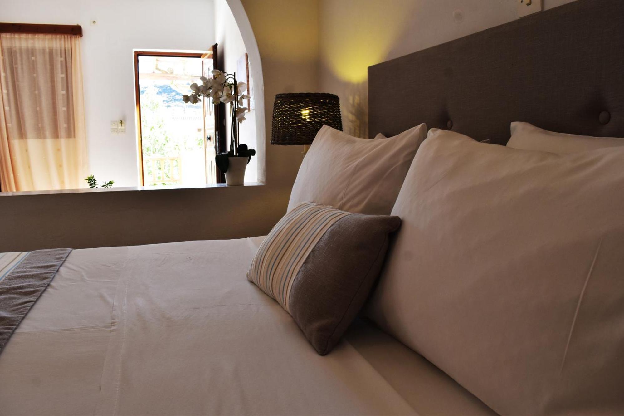 Astron Hotel Kárpathosz Kültér fotó