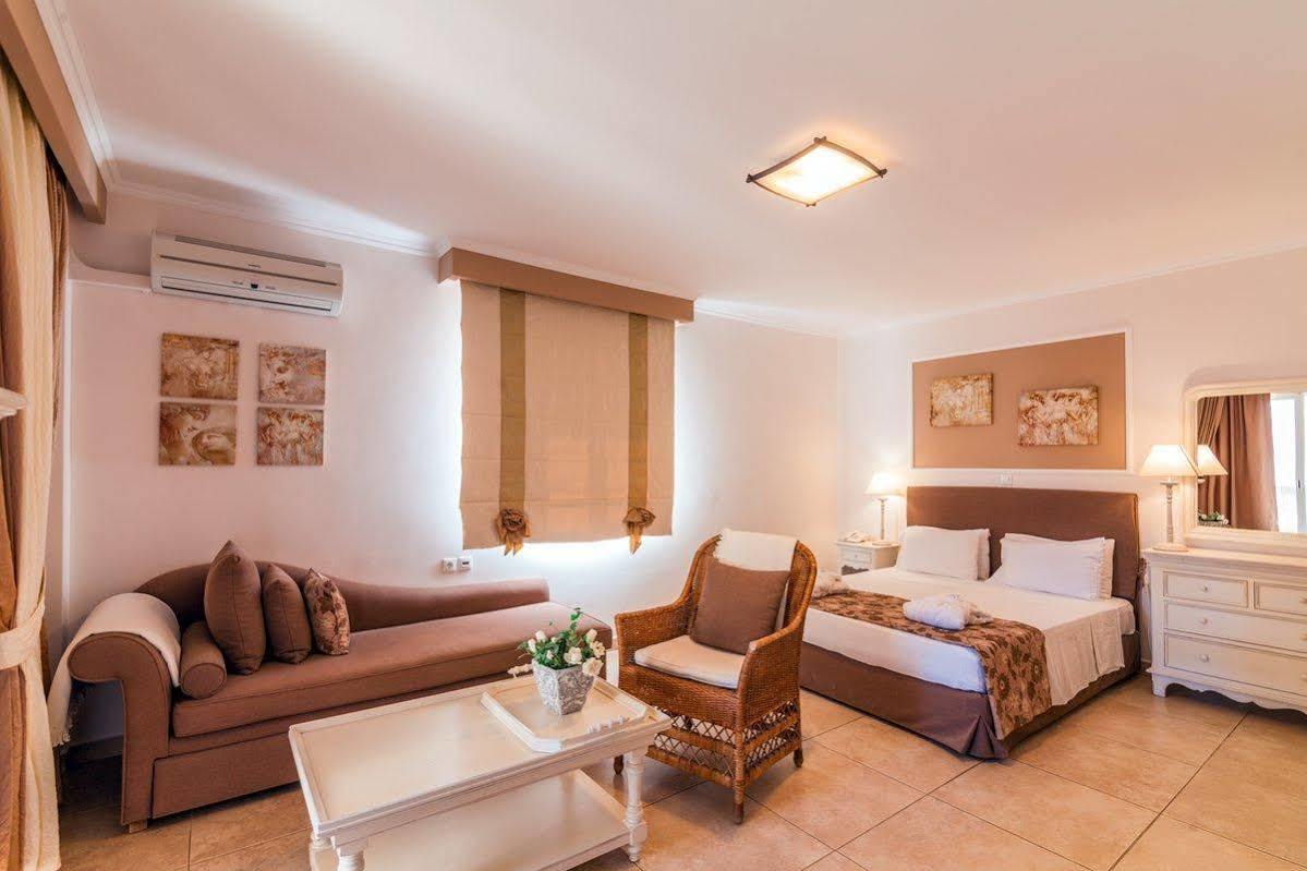 Astron Hotel Kárpathosz Kültér fotó